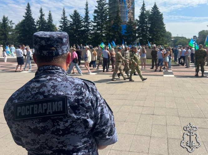 Росгвардия обеспечила безопасность мероприятий, посвященных Дню Воздушно-десантных войск в Иркутской области