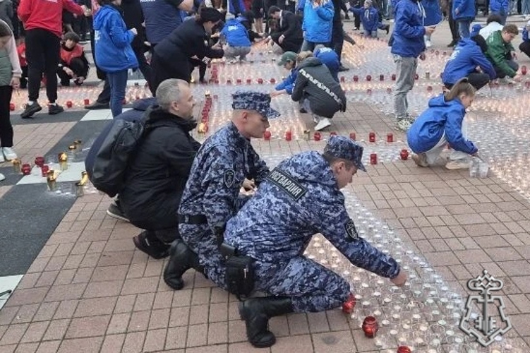 Росгвардейцы Приангарья приняли участие во Всероссийской патриотической акции «Свеча Памяти»