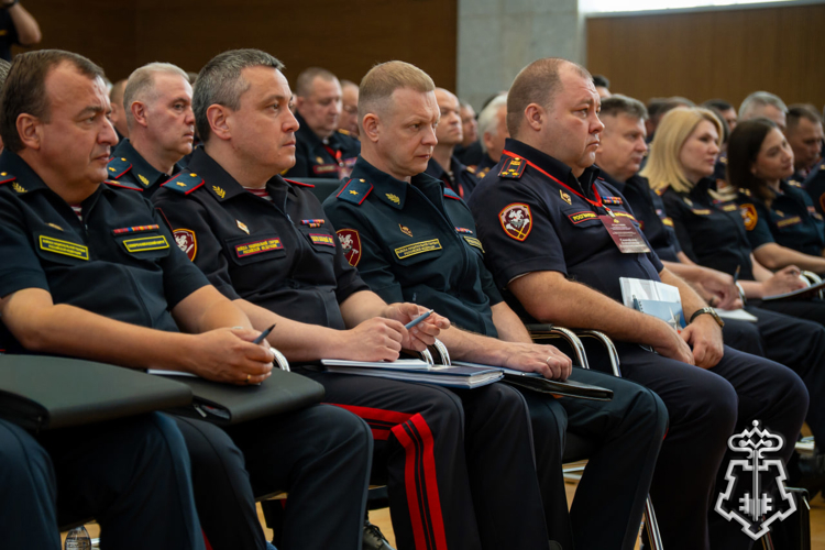 Руководитель Управления вневедомственной охраны Росгвардии по Иркутской области принял участие во Всероссийском совещании-семинаре в Нижнем Новгороде