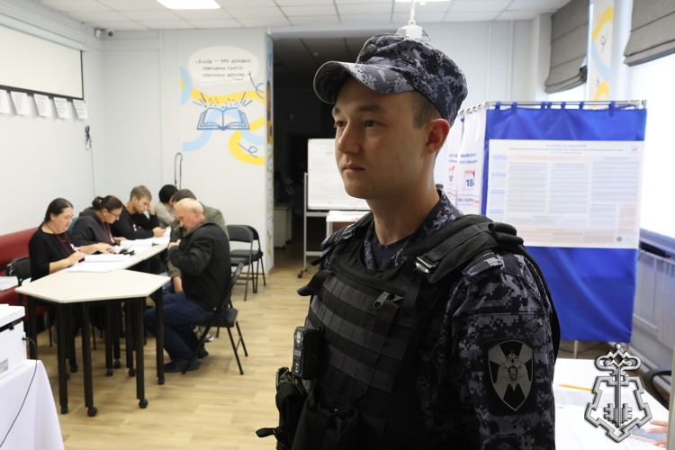 Росгвардейцы Иркутской области обеспечили порядок и безопасность в период проведения выборов в Госдуму